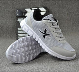 Men's Canvas Shoes / Breathable Air Mesh